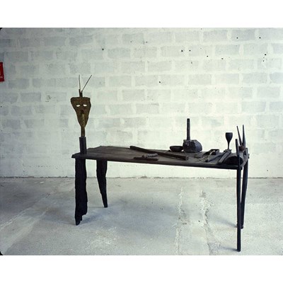 Senza titolo, 1995, bronzo, 161x173x80 cm